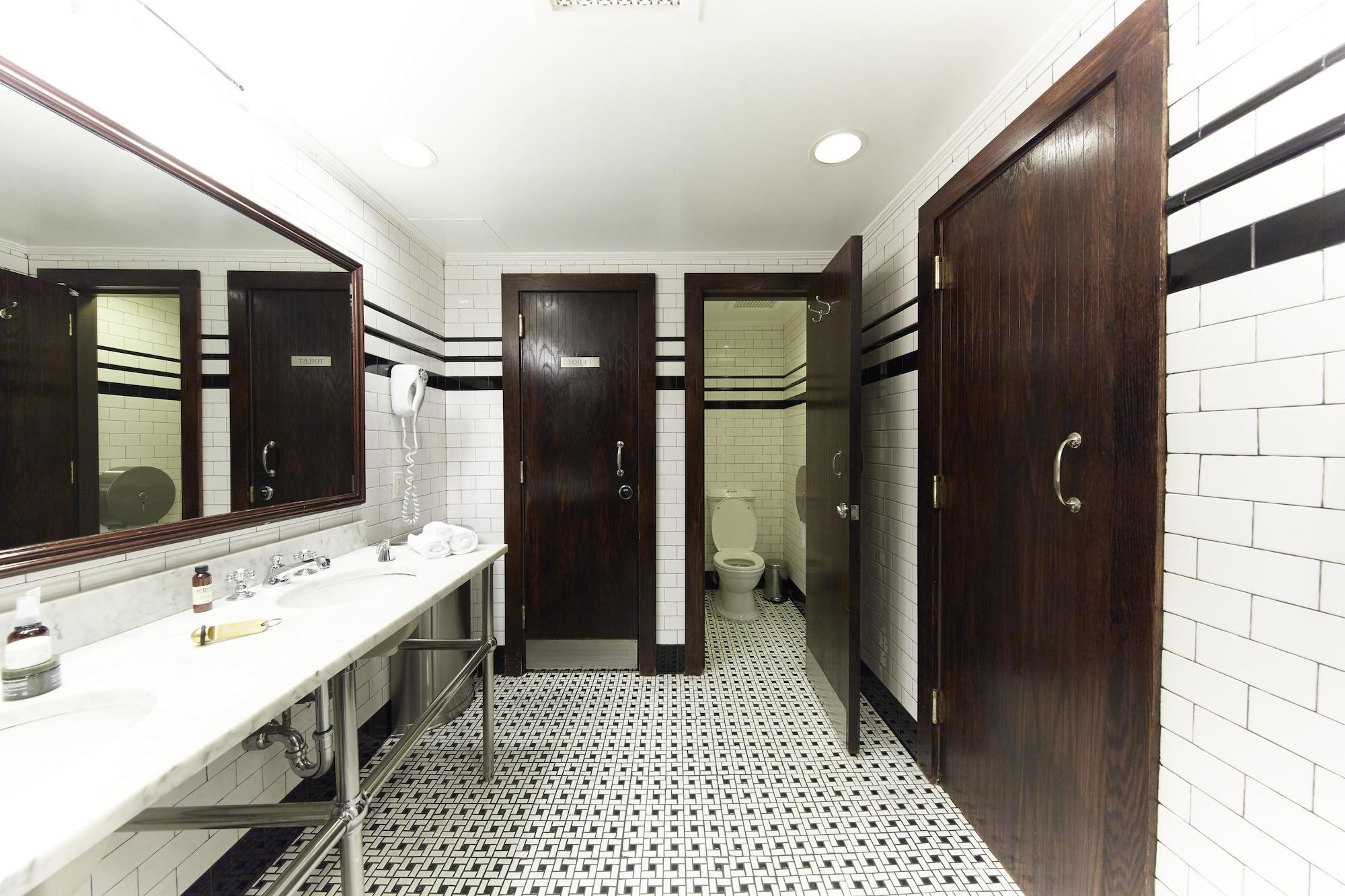 The Jane Hotel Нью-Йорк Экстерьер фото